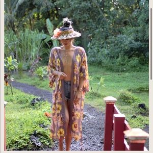 BNWT Alohiwai dari duster.